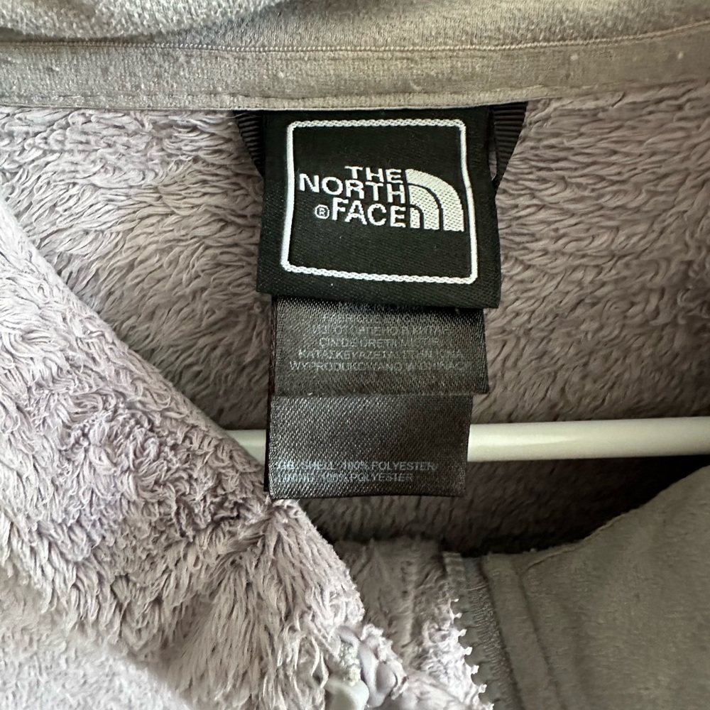 The North Face Women's Osito Fleece Jacket. Size XL - Meld Grey color. - Picture 3 of 4